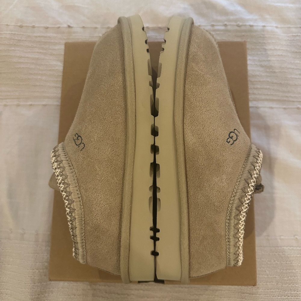 UGG Tasman Slippers in Mustard Seed